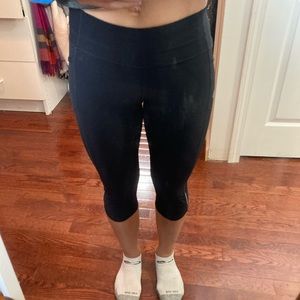 XS Athleta Capri yoga pants